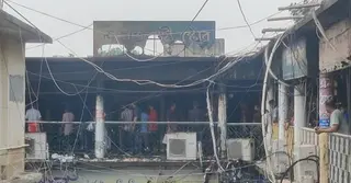 চাঁপাইনবাবগঞ্জের নিউ মার্কেটে আগুন; ক্ষয়ক্ষতি প্রায় দুই কোটি টাকা